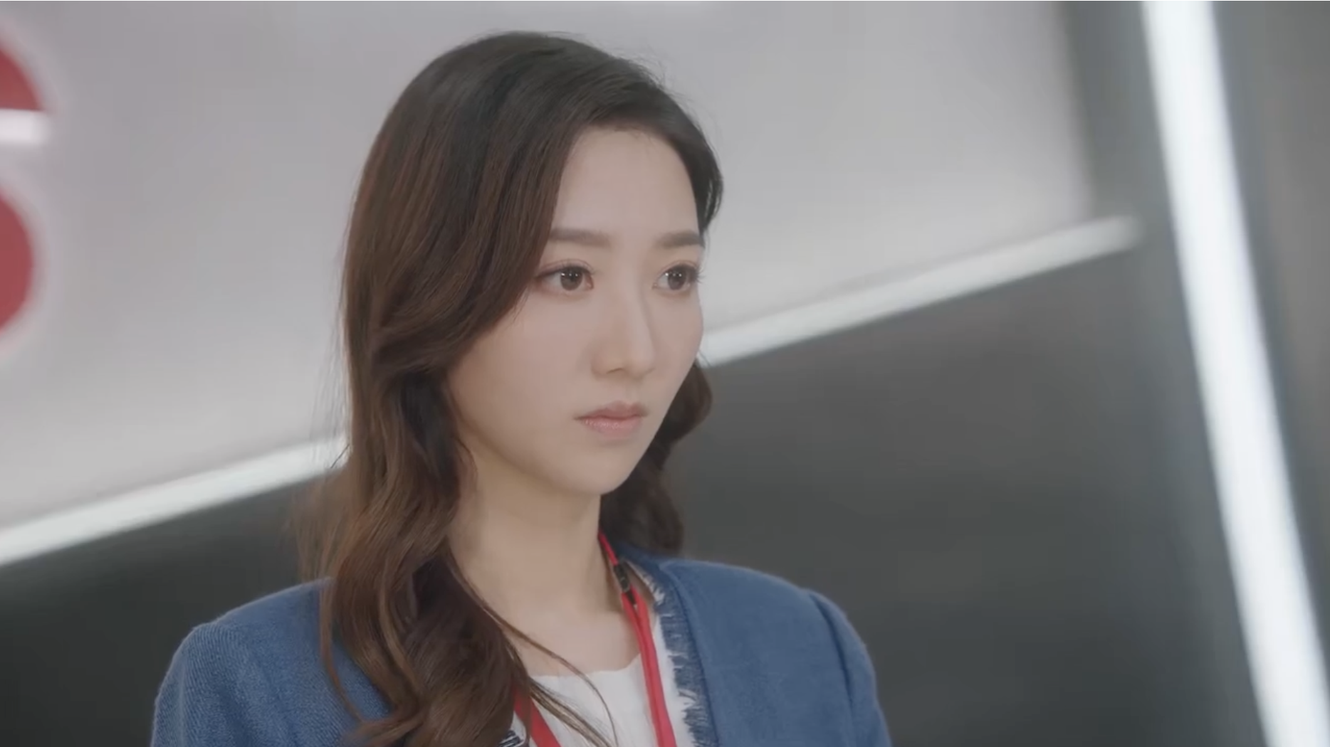 方太表示奶粉袋不用很好,主要是用起來順手聽話,是在對應徐曉薇(何依婷 飾)